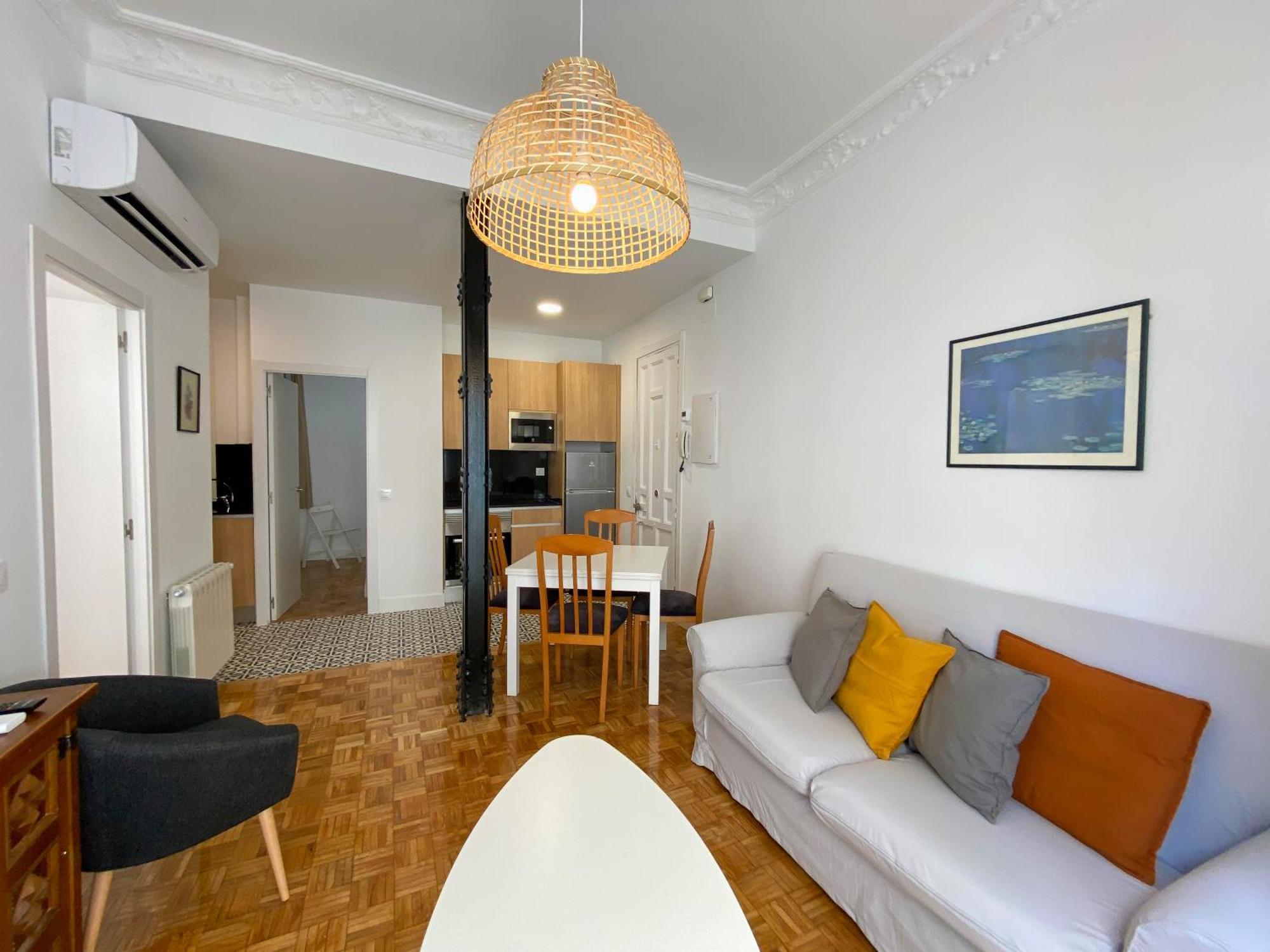 Montaber Apartments - La Paz Market Мадрид Номер фото
